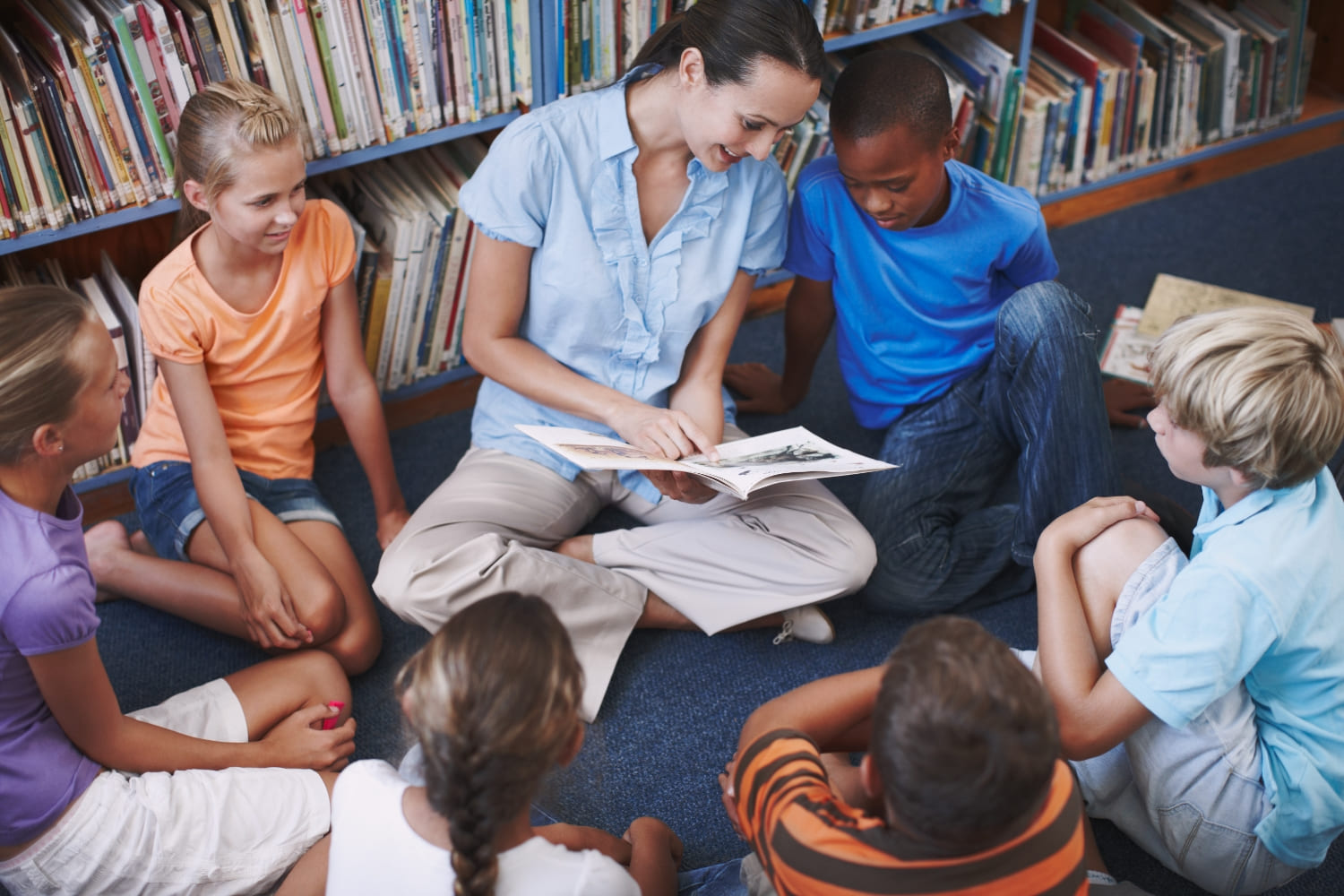 contagia-el-virus-de-la-lectura-en-tu-aula-animacion-lectora.jpg